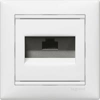 Розетка информационная Valena RJ 45 UTP 1 выход категоря 5е LEGRAND 774238