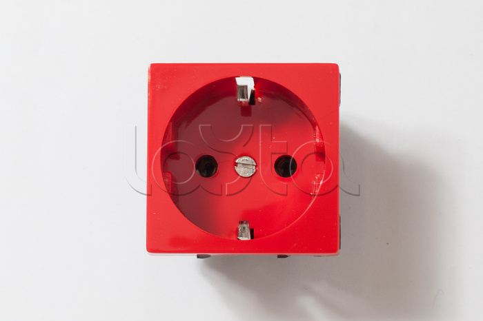 Розетка электрическая 2К+З (красный) SPL (200009)
